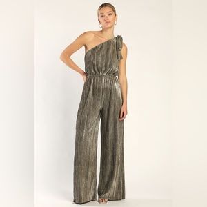 Lulu’s Shiny Silver & Gold Plisse One-Shoulder Jumpsuit